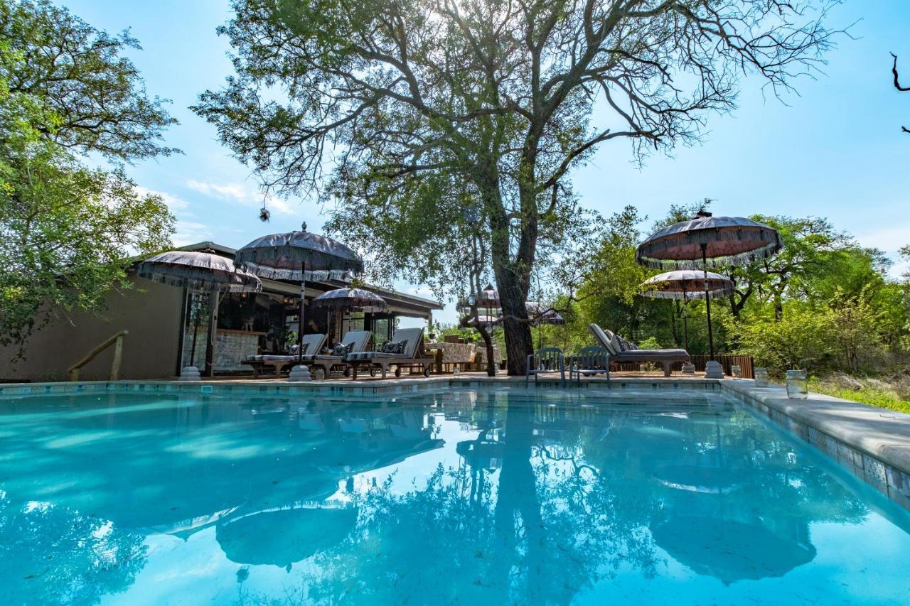 Safari Moon Luxury Bush Lodge Hoedspruit Bagian luar foto