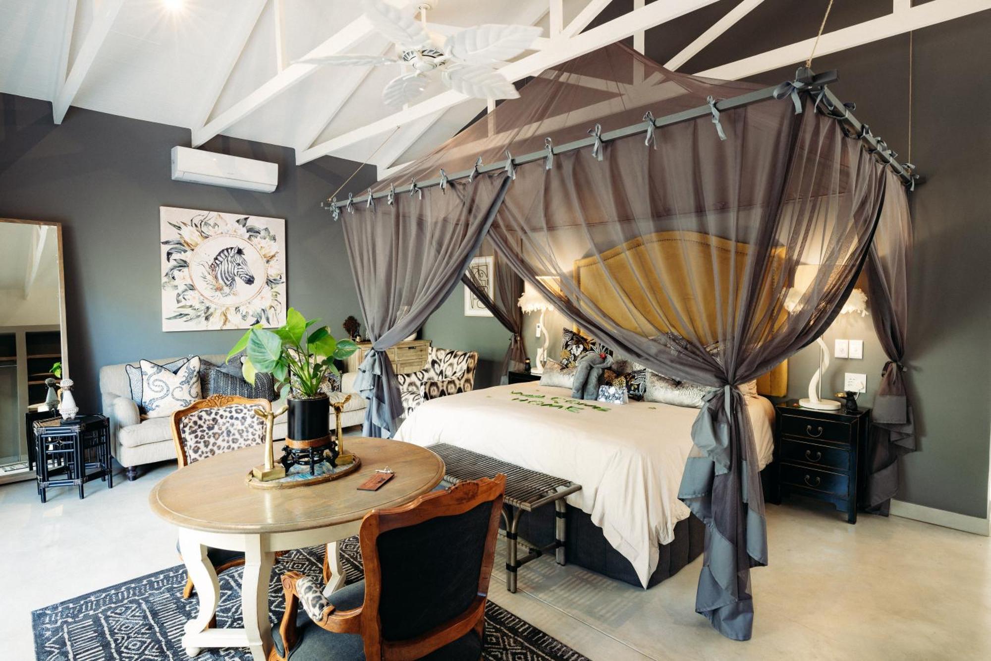 Safari Moon Luxury Bush Lodge Hoedspruit Bagian luar foto